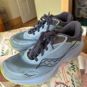 Saucony Women's Light Blue and Gray Athletic Shoes
